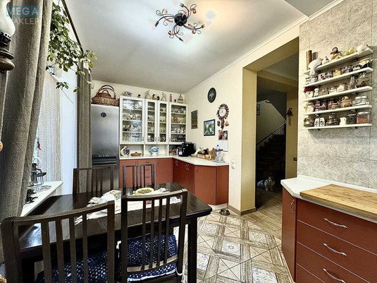 Продаж дома, 2&nbsp;поверху, 160&nbsp;кв.м, 4&nbsp;кімнати, ділянка 6&nbsp;соток, <a class="location-link" href="/oseshina/" title="Недвижимость Осещина">Осещина</a>, Лугова (изображение 5)