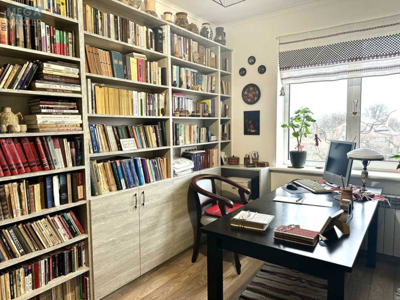 Продаж дома, 2 поверху, 160 кв.м, 4 кімнати, ділянка 6 соток, <a class="location-link" href="/oseshina/" title="Недвижимость Осещина">Осещина</a>, Лугова (изображение 12)