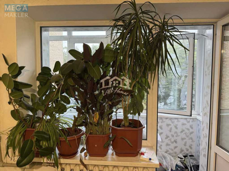 Продаж 2 кімнатної квартири (54/?/9), 3 пов. 5 пов. будинку, <a class="location-link" href="/irpen/" title="Недвижимость Ірпінь">Ірпінь</a>, Воїнів Інтернаціоналістів, 18 (изображение 2)