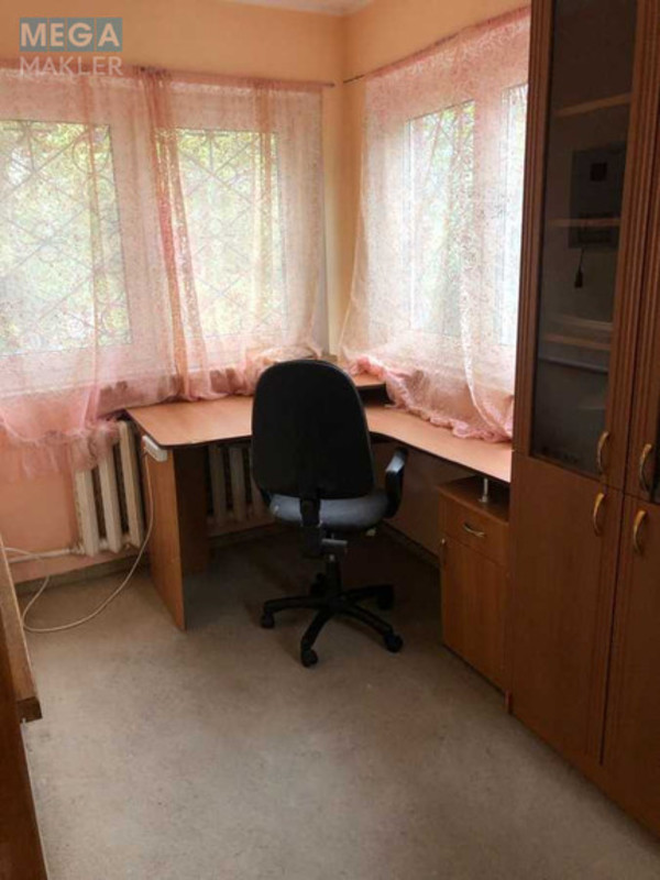 Оренда дома, <a class="location-link" href="/kiev/" title="Недвижимость Київ">Київ</a>, <a class="location-link" href="/kiev/goloseevskij/" title="Недвижимость Голосіївський район">Голосіївський р-н</a>, Пятигорська вул., 52 (изображение 14)