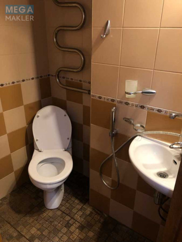Оренда дома, <a class="location-link" href="/kiev/" title="Недвижимость Київ">Київ</a>, <a class="location-link" href="/kiev/goloseevskij/" title="Недвижимость Голосіївський район">Голосіївський р-н</a>, Пятигорська вул., 52 (изображение 17)