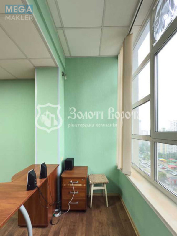 Продаж комерційної нерухомості, 80 кв.м, под офис, <a class="location-link" href="/kiev/" title="Недвижимость Київ">Київ</a>, <a class="location-link" href="/kiev/darnickij/" title="Недвижимость Дарницький район">Дарницький р-н</a>, Михайла Драгоманова вул., 1а (изображение 3)