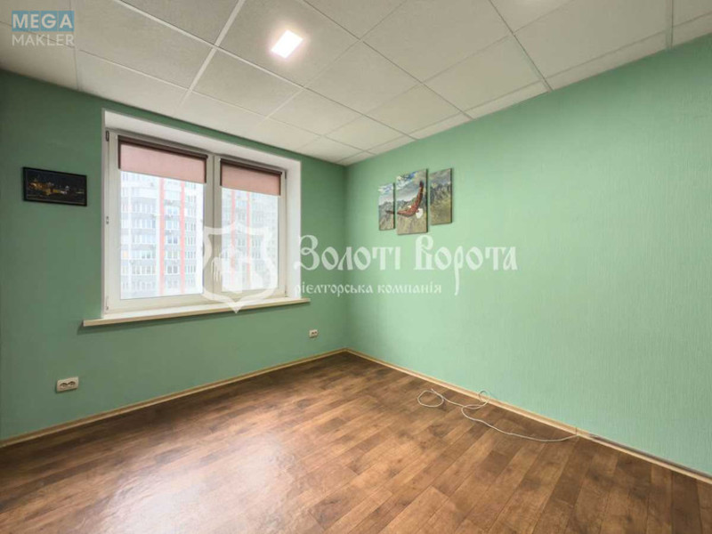 Продаж комерційної нерухомості, 80 кв.м, под офис, <a class="location-link" href="/kiev/" title="Недвижимость Київ">Київ</a>, <a class="location-link" href="/kiev/darnickij/" title="Недвижимость Дарницький район">Дарницький р-н</a>, Михайла Драгоманова вул., 1а (изображение 9)