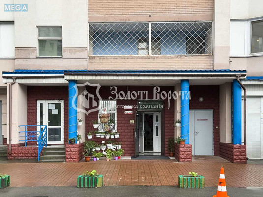 Продаж комерційної нерухомості, 80&nbsp;кв.м, под офис, <a class="location-link" href="/kiev/" title="Недвижимость Київ">Київ</a>, <a class="location-link" href="/kiev/darnickij/" title="Недвижимость Дарницький район">Дарницький р-н</a>, Михайла Драгоманова вул., 1а (изображение 20)