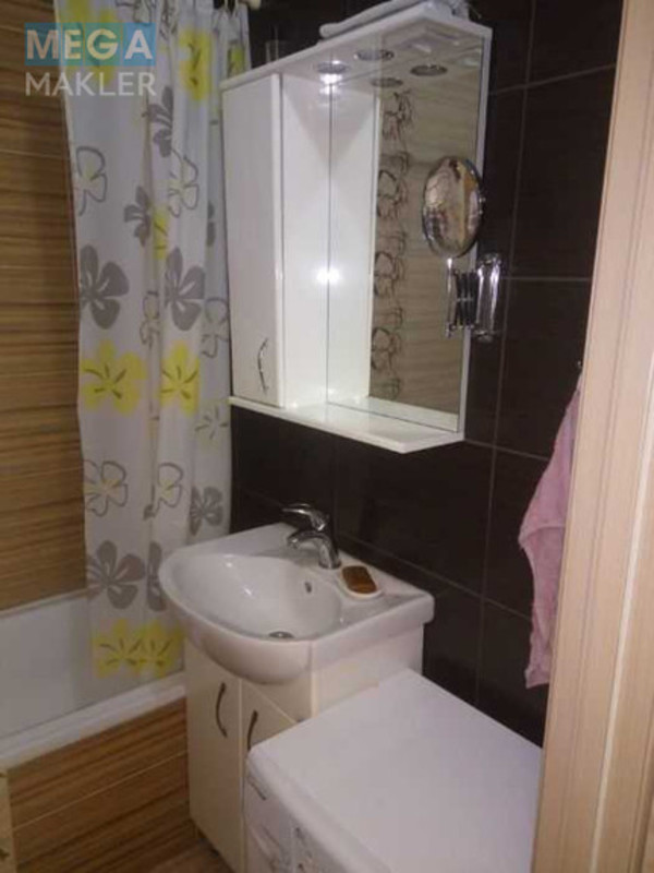 Оренда 1 кімнатної квартири, <a class="location-link" href="/odessa/" title="Недвижимость Одеса">Одеса</a>, <a class="location-link" href="/odessa/malinovskij/" title="Недвижимость Малиновський район">Малиновський р-н</a>, Пестеля, 1/1 (изображение 6)