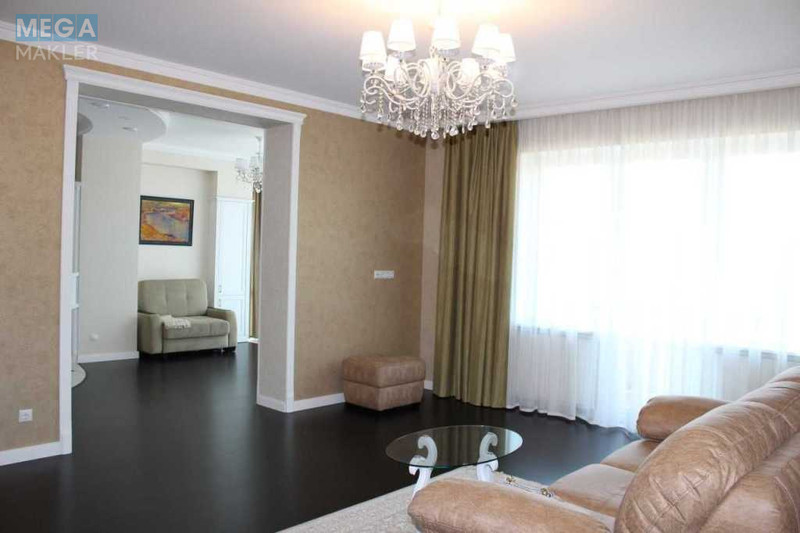 Продаж 3 кімнатної квартири (147/64/28), 3 пов. 4 пов. будинку, <a class="location-link" href="/kiev/" title="Недвижимость Київ">Київ</a>, <a class="location-link" href="/kiev/obolonskij/" title="Недвижимость Оболонський район">Оболонський р-н</a>, Оболонська Набережна вул., 7 (изображение 6)