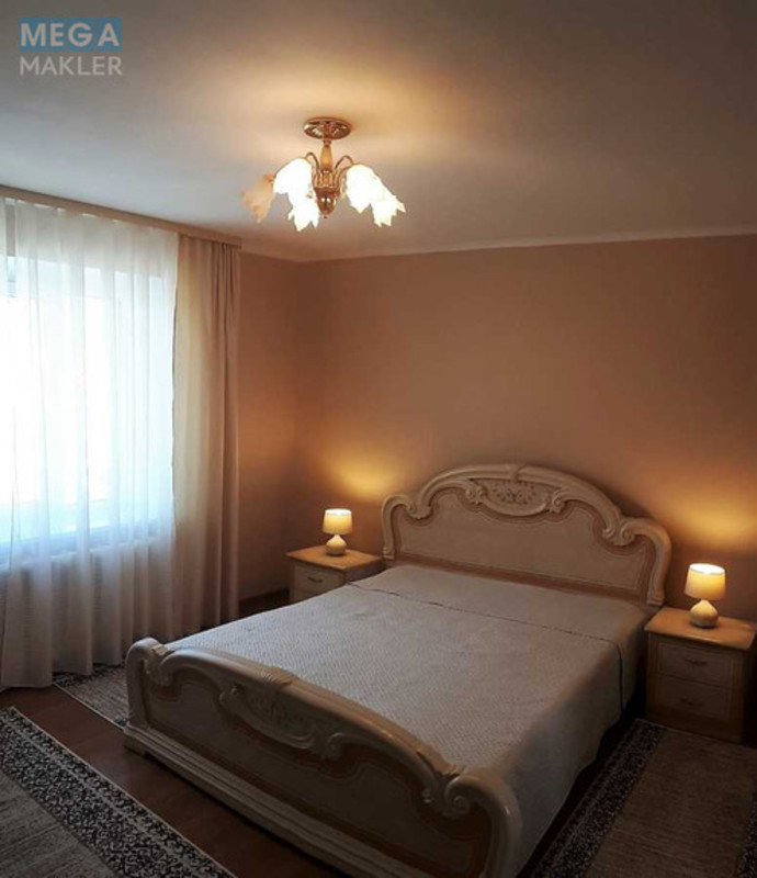 Оренда 3 кімнатної квартири, <a class="location-link" href="/kiev/" title="Недвижимость Київ">Київ</a>, <a class="location-link" href="/kiev/darnickij/" title="Недвижимость Дарницький район">Дарницький р-н</a>, Декабристів вул., 12/37 (изображение 3)