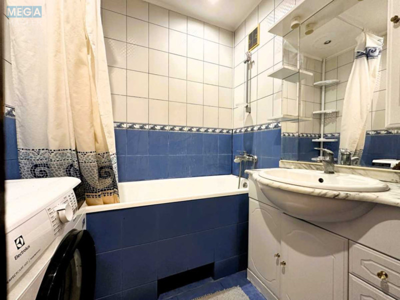 Оренда 3 кімнатної квартири, <a class="location-link" href="/kiev/" title="Недвижимость Київ">Київ</a>, <a class="location-link" href="/kiev/darnickij/" title="Недвижимость Дарницький район">Дарницький р-н</a>, Декабристів вул., 12/37 (изображение 15)