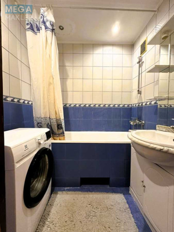 Оренда 3 кімнатної квартири, <a class="location-link" href="/kiev/" title="Недвижимость Київ">Київ</a>, <a class="location-link" href="/kiev/darnickij/" title="Недвижимость Дарницький район">Дарницький р-н</a>, Декабристів вул., 12/37 (изображение 17)
