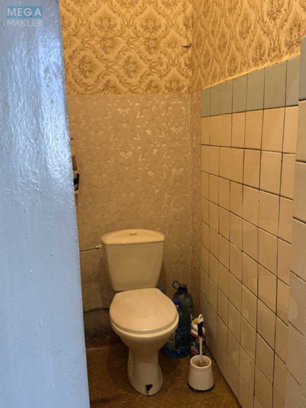 Продаж 3 кімнатної квартири (76/43/9), 4 пов. 4 пов. будинку, <a class="location-link" href="/kiev/" title="Недвижимость Київ">Київ</a>, <a class="location-link" href="/kiev/pecherskij/" title="Недвижимость Печерський район">Печерський р-н</a>, Івана Мазепи вул., 12 (изображение 14)