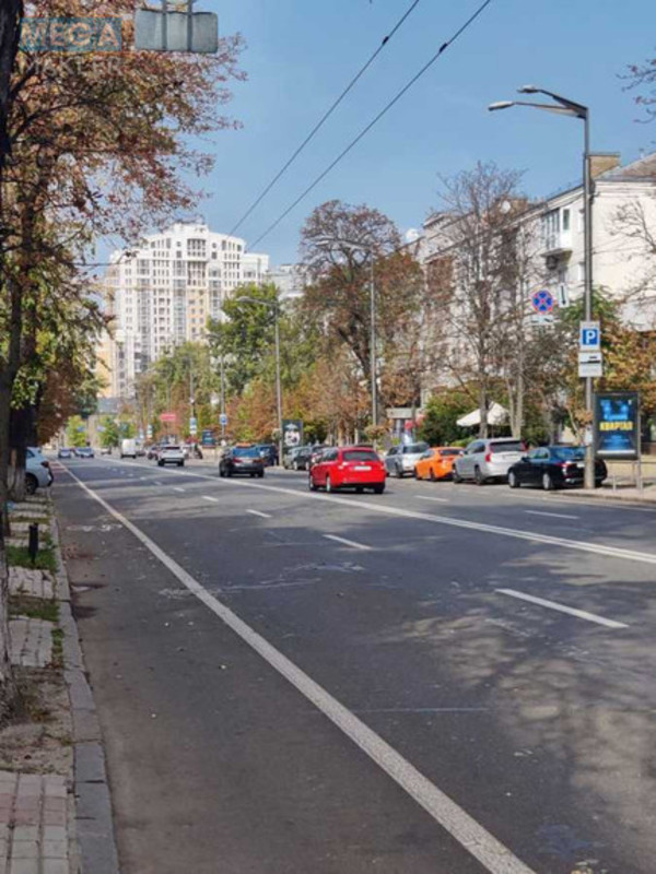Продаж 3 кімнатної квартири (76/43/9), 4 пов. 4 пов. будинку, <a class="location-link" href="/kiev/" title="Недвижимость Київ">Київ</a>, <a class="location-link" href="/kiev/pecherskij/" title="Недвижимость Печерський район">Печерський р-н</a>, Івана Мазепи вул., 12 (изображение 20)