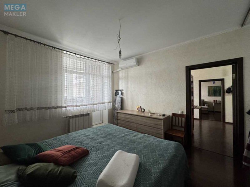 Продаж 2 кімнатної квартири (75/34/12), 24 пов. 26 пов. будинку, <a class="location-link" href="/kiev/" title="Недвижимость Київ">Київ</a>, <a class="location-link" href="/kiev/obolonskij/" title="Недвижимость Оболонський район">Оболонський р-н</a>, Петра Калнишевського вул., 7 (изображение 9)