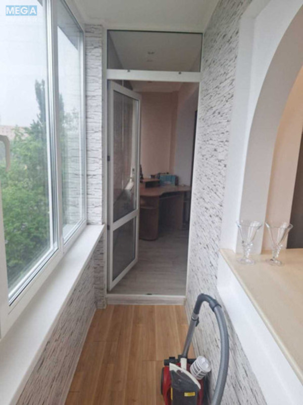 Продаж 1 кімнатної квартири (32/18/6), 7 пов. 9 пов. будинку, <a class="location-link" href="/kiev/" title="Недвижимость Київ">Київ</a>, <a class="location-link" href="/kiev/desnyanskij/" title="Недвижимость Деснянський район">Деснянський р-н</a>, Кубанской Украины ул., 45 (изображение 19)
