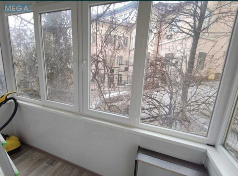 Продаж 1 кімнатної квартири (49/?/10), 1 пов. 7 пов. будинку, <a class="location-link" href="/kiev/" title="Недвижимость Київ">Київ</a>, <a class="location-link" href="/kiev/pecherskij/" title="Недвижимость Печерський район">Печерський р-н</a>, Круглоуніверситетська вул., 14 (изображение 10)