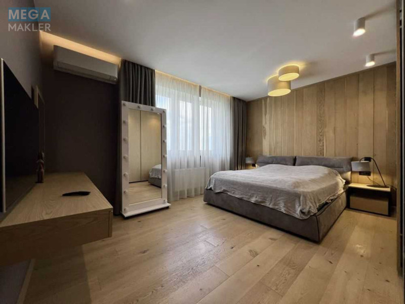 Продаж 3 кімнатної квартири (94/?/35), 21 пов. 24 пов. будинку, <a class="location-link" href="/kiev/" title="Недвижимость Київ">Київ</a>, <a class="location-link" href="/kiev/goloseevskij/" title="Недвижимость Голосіївський район">Голосіївський р-н</a>, Моторный пер., 9А (изображение 10)