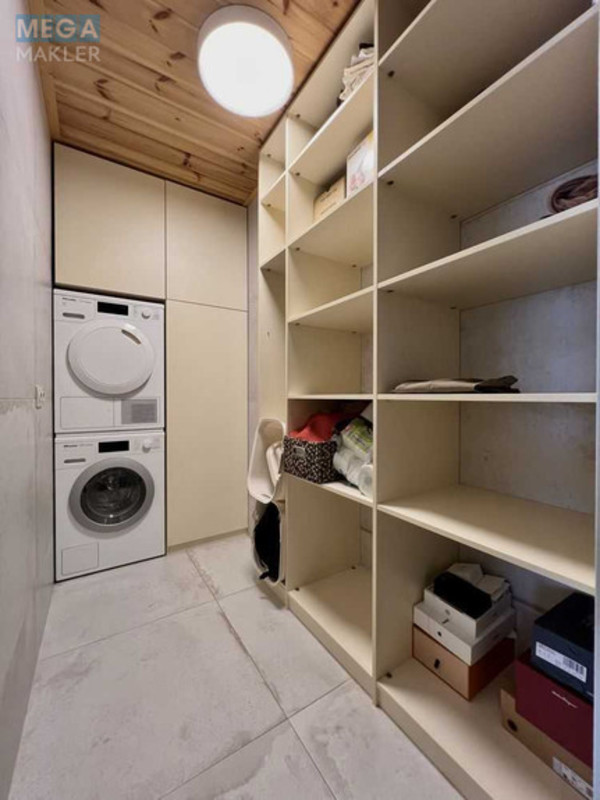 Продаж 3 кімнатної квартири (94/?/35), 21 пов. 24 пов. будинку, <a class="location-link" href="/kiev/" title="Недвижимость Київ">Київ</a>, <a class="location-link" href="/kiev/goloseevskij/" title="Недвижимость Голосіївський район">Голосіївський р-н</a>, Моторный пер., 9А (изображение 14)