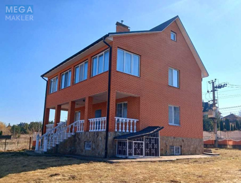 Продаж дома, 2 поверху, 266 кв.м, 5 кімнат, ділянка 30 соток, <a class="location-link" href="/gorbovichi/" title="Недвижимость Горбовичі">Горбовичі</a>, Озерная, 3 (изображение 3)