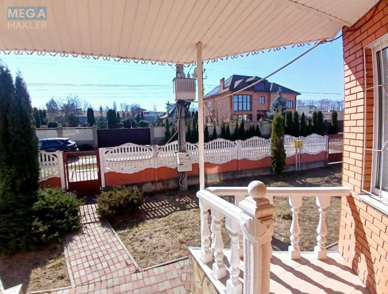 Продаж дома, 2 поверху, 266 кв.м, 5 кімнат, ділянка 30 соток, <a class="location-link" href="/gorbovichi/" title="Недвижимость Горбовичі">Горбовичі</a>, Озерная, 3 (изображение 4)