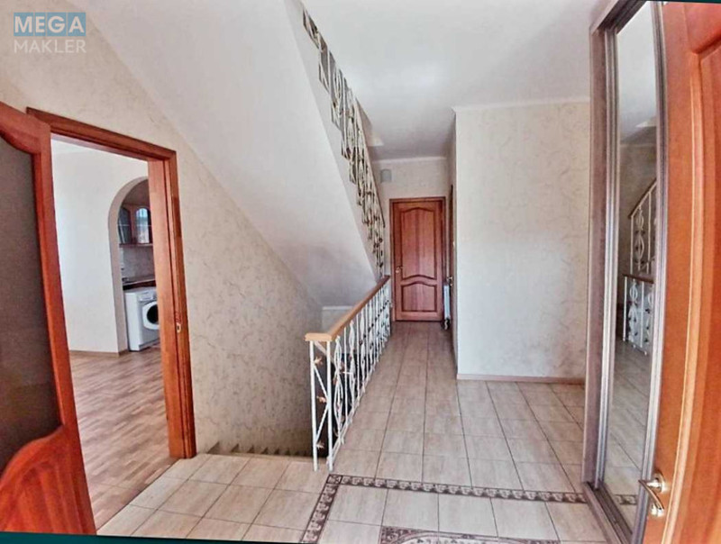 Продаж дома, 2 поверху, 266 кв.м, 5 кімнат, ділянка 30 соток, <a class="location-link" href="/gorbovichi/" title="Недвижимость Горбовичі">Горбовичі</a>, Озерная, 3 (изображение 6)