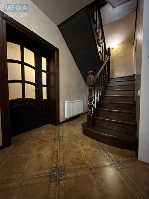 Продаж дома, 3 поверху, 180 кв.м, 5 кімнат, ділянка 5 соток, <a class="location-link" href="/kiev/" title="Недвижимость Київ">Київ</a>, <a class="location-link" href="/kiev/desnyanskij/" title="Недвижимость Деснянський район">Деснянський р-н</a>, Садова вул., 54 (изображение 12)