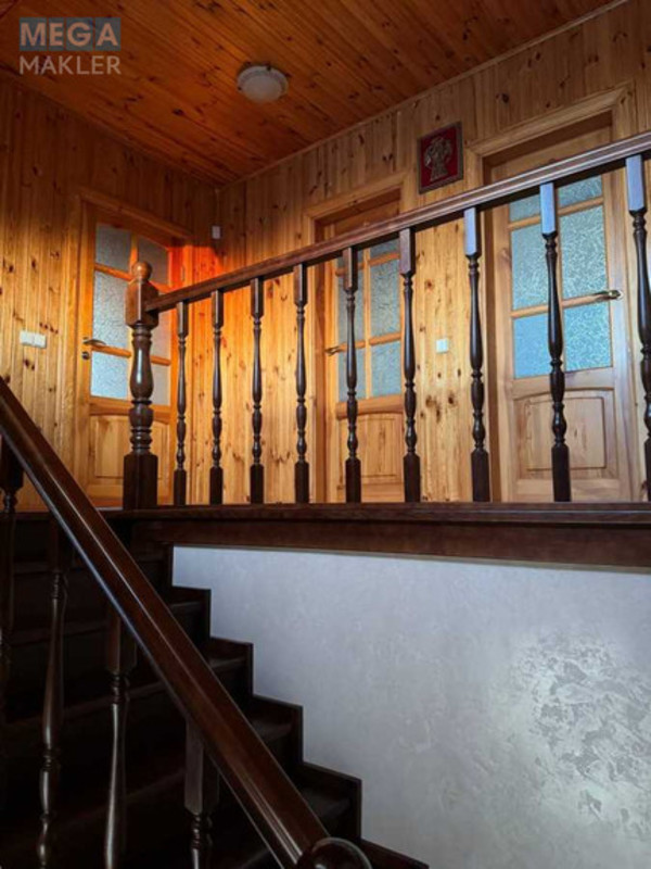 Продаж дома, 3 поверху, 180 кв.м, 5 кімнат, ділянка 5 соток, <a class="location-link" href="/kiev/" title="Недвижимость Київ">Київ</a>, <a class="location-link" href="/kiev/desnyanskij/" title="Недвижимость Деснянський район">Деснянський р-н</a>, Садова вул., 54 (изображение 14)