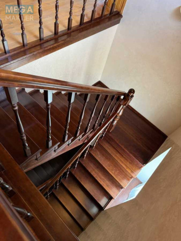Продаж дома, 3 поверху, 180 кв.м, 5 кімнат, ділянка 5 соток, <a class="location-link" href="/kiev/" title="Недвижимость Київ">Київ</a>, <a class="location-link" href="/kiev/desnyanskij/" title="Недвижимость Деснянський район">Деснянський р-н</a>, Садова вул., 54 (изображение 15)