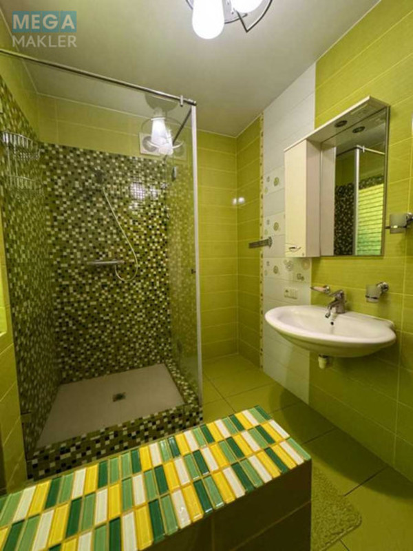 Продаж дома, 3 поверху, 180 кв.м, 5 кімнат, ділянка 5 соток, <a class="location-link" href="/kiev/" title="Недвижимость Київ">Київ</a>, <a class="location-link" href="/kiev/desnyanskij/" title="Недвижимость Деснянський район">Деснянський р-н</a>, Садова вул., 54 (изображение 18)