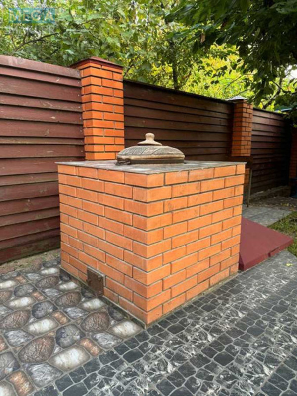 Продаж дома, 3 поверху, 180 кв.м, 5 кімнат, ділянка 5 соток, <a class="location-link" href="/kiev/" title="Недвижимость Київ">Київ</a>, <a class="location-link" href="/kiev/desnyanskij/" title="Недвижимость Деснянський район">Деснянський р-н</a>, Садова вул., 54 (изображение 24)