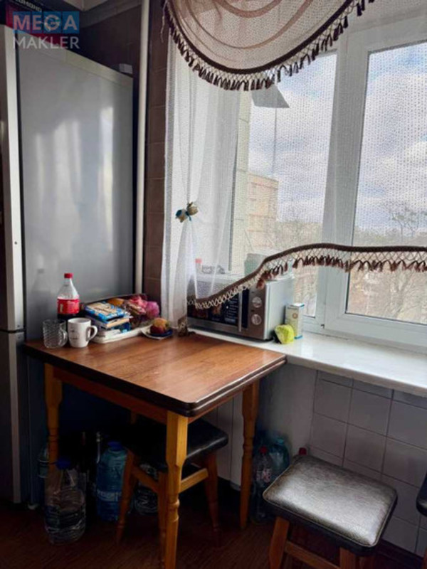 Продаж 2 кімнатної квартири (45/32/7), 6 пов. 9 пов. будинку, <a class="location-link" href="/kiev/" title="Недвижимость Київ">Київ</a>, <a class="location-link" href="/kiev/podolskij/" title="Недвижимость Подільський район">Подільський р-н</a>, Кирилловская ул., 131 (изображение 12)