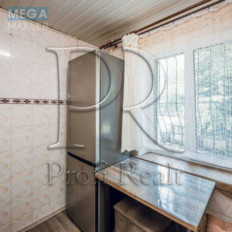 Продаж 1 кімнатної квартири (32/16/6), 2 пов. 5 пов. будинку, <a class="location-link" href="/kiev/" title="Недвижимость Київ">Київ</a>, <a class="location-link" href="/kiev/solomenskij/" title="Недвижимость Солом'янський район">Солом'янський р-н</a>, Відрадний проспект, 10 (изображение 3)