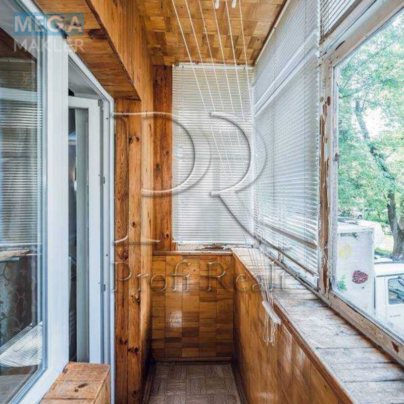 Продаж 1 кімнатної квартири (32/16/6), 2 пов. 5 пов. будинку, <a class="location-link" href="/kiev/" title="Недвижимость Київ">Київ</a>, <a class="location-link" href="/kiev/solomenskij/" title="Недвижимость Солом'янський район">Солом'янський р-н</a>, Відрадний проспект, 10 (изображение 6)