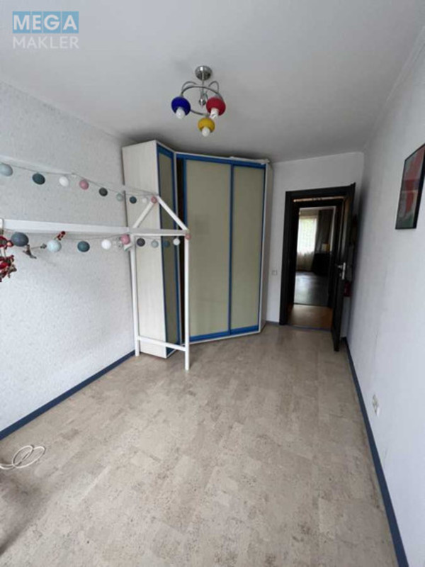 Оренда 3 кімнатної квартири, <a class="location-link" href="/kiev/" title="Недвижимость Київ">Київ</a>, <a class="location-link" href="/kiev/solomenskij/" title="Недвижимость Солом'янський район">Солом'янський р-н</a>, Героїв Севастополя вул., 29 (изображение 10)