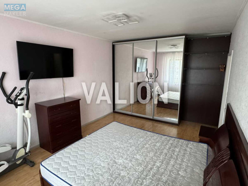 Продаж 3 кімнатної квартири (74,3/43,2/8), 11 пов. 14 пов. будинку, <a class="location-link" href="/kiev/" title="Недвижимость Київ">Київ</a>, <a class="location-link" href="/kiev/desnyanskij/" title="Недвижимость Деснянський район">Деснянський р-н</a>, Володимира Маяковського просп., 69 (изображение 2)