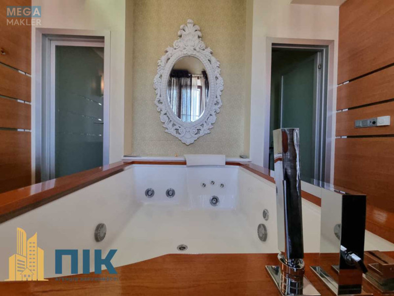 Продаж 3 кімнатної квартири (130/62/10), 10 пов. 20 пов. будинку, <a class="location-link" href="/kiev/" title="Недвижимость Київ">Київ</a>, <a class="location-link" href="/kiev/goloseevskij/" title="Недвижимость Голосіївський район">Голосіївський р-н</a>, Жилянская ул., 59 (изображение 16)