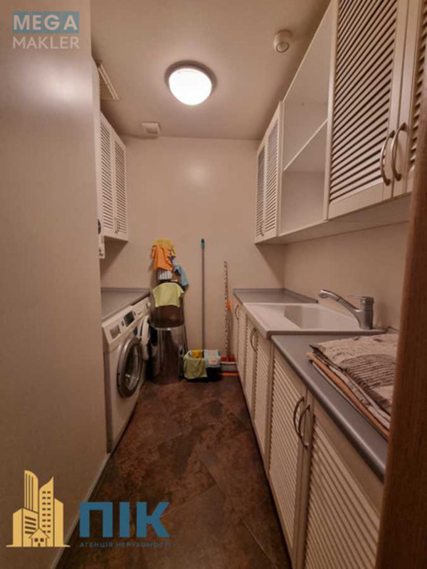 Продаж 3 кімнатної квартири (130/62/10), 10 пов. 20 пов. будинку, <a class="location-link" href="/kiev/" title="Недвижимость Київ">Київ</a>, <a class="location-link" href="/kiev/goloseevskij/" title="Недвижимость Голосіївський район">Голосіївський р-н</a>, Жилянская ул., 59 (изображение 19)