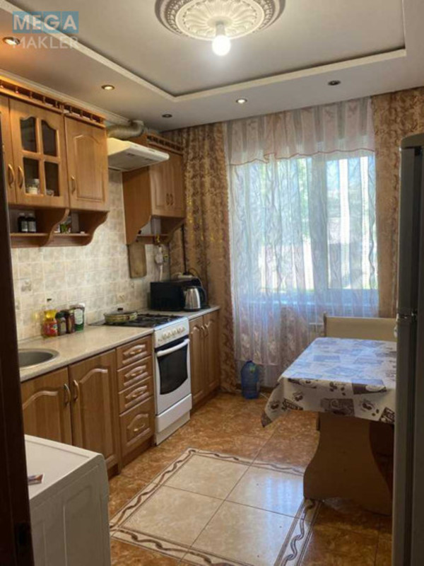 Оренда 1 кімнатної квартири, <a class="location-link" href="/kiev/" title="Недвижимость Київ">Київ</a>, <a class="location-link" href="/kiev/svyatoshinskij/" title="Недвижимость Святошинський район">Святошинський р-н</a>, Григоровича-Барского ул., 7 (изображение 7)