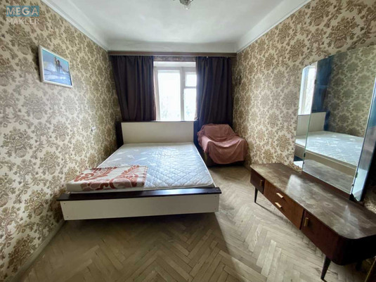 Продаж 2 кімнатної квартири (44/32/7), 4 пов. 9 пов. будинку, <a class="location-link" href="/kiev/" title="Недвижимость Київ">Київ</a>, <a class="location-link" href="/kiev/pecherskij/" title="Недвижимость Печерський район">Печерський р-н</a>, Лесі Українки бульв., 24Б (изображение 2)