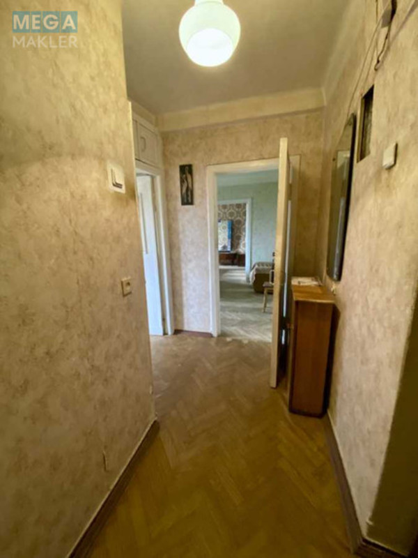 Продаж 2 кімнатної квартири (44/32/7), 4 пов. 9 пов. будинку, <a class="location-link" href="/kiev/" title="Недвижимость Київ">Київ</a>, <a class="location-link" href="/kiev/pecherskij/" title="Недвижимость Печерський район">Печерський р-н</a>, Лесі Українки бульв., 24Б (изображение 10)