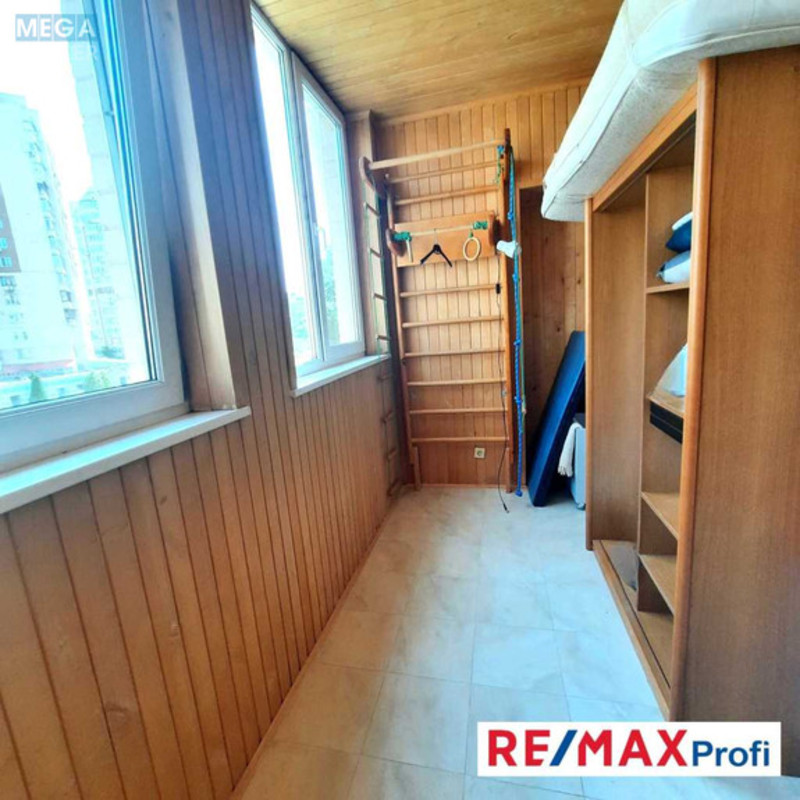 Оренда 3 кімнатної квартири, <a class="location-link" href="/kiev/" title="Недвижимость Київ">Київ</a>, <a class="location-link" href="/kiev/obolonskij/" title="Недвижимость Оболонський район">Оболонський р-н</a>, Героев Сталинграда просп., 22 (изображение 21)