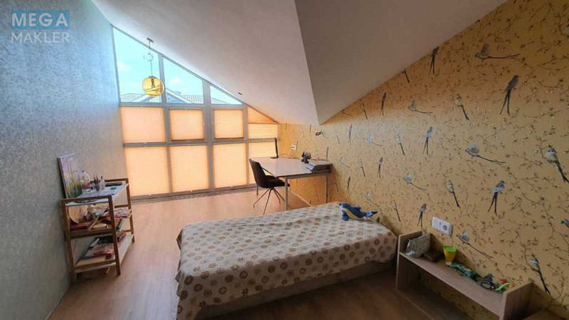 Продаж дома, 2 поверху, 149 кв.м, 5 кімнат, ділянка 2,80 сотки, <a class="location-link" href="/gatnoe/" title="Недвижимость Гатне">Гатне</a>, Юності, 18Б (изображение 7)