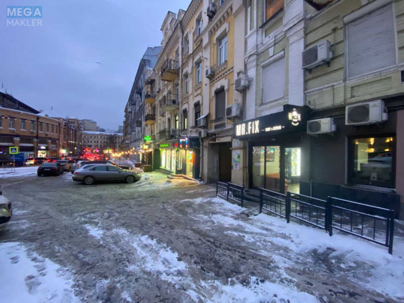 Продаж окремої будівлі/побудови, 50 кв.м, <a class="location-link" href="/kiev/" title="Недвижимость Київ">Київ</a>, <a class="location-link" href="/kiev/pecherskij/" title="Недвижимость Печерський район">Печерський р-н</a>, Бессарабская пл., 7 (изображение 3)