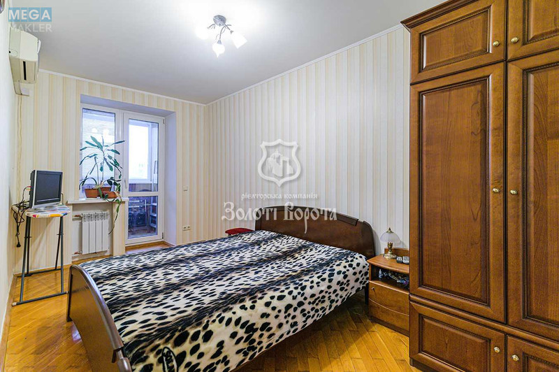 Продаж 3 кімнатної квартири (74/55/10), 11 пов. 14 пов. будинку, <a class="location-link" href="/kiev/" title="Недвижимость Київ">Київ</a>, <a class="location-link" href="/kiev/goloseevskij/" title="Недвижимость Голосіївський район">Голосіївський р-н</a>, Валерія Лобановського просп., 128 (изображение 6)