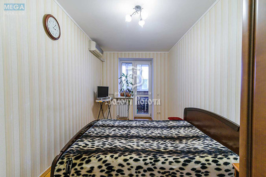 Продаж 3 кімнатної квартири (74/55/10), 11 пов. 14 пов. будинку, <a class="location-link" href="/kiev/" title="Недвижимость Київ">Київ</a>, <a class="location-link" href="/kiev/goloseevskij/" title="Недвижимость Голосіївський район">Голосіївський р-н</a>, Валерія Лобановського просп., 128 (изображение 7)