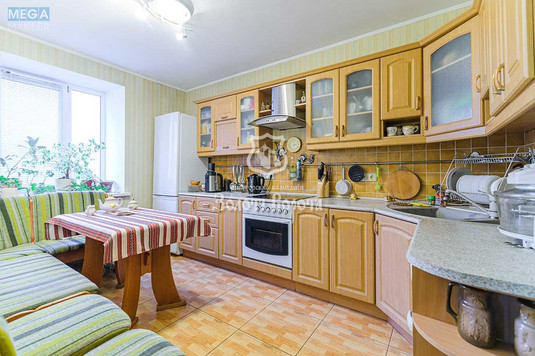 Продаж 3 кімнатної квартири (74/55/10), 11 пов. 14 пов. будинку, <a class="location-link" href="/kiev/" title="Недвижимость Київ">Київ</a>, <a class="location-link" href="/kiev/goloseevskij/" title="Недвижимость Голосіївський район">Голосіївський р-н</a>, Валерія Лобановського просп., 128 (изображение 16)