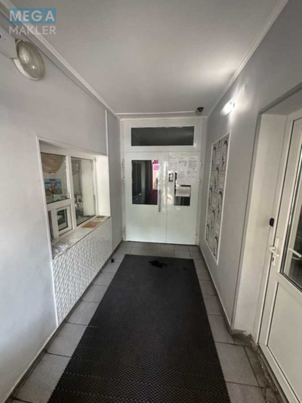 Продаж 4 кімнатної квартири (145/86/24), 13 пов. 21 пов. будинку, <a class="location-link" href="/kiev/" title="Недвижимость Київ">Київ</a>, <a class="location-link" href="/kiev/goloseevskij/" title="Недвижимость Голосіївський район">Голосіївський р-н</a>, Голосеевский просп., 68 (изображение 13)