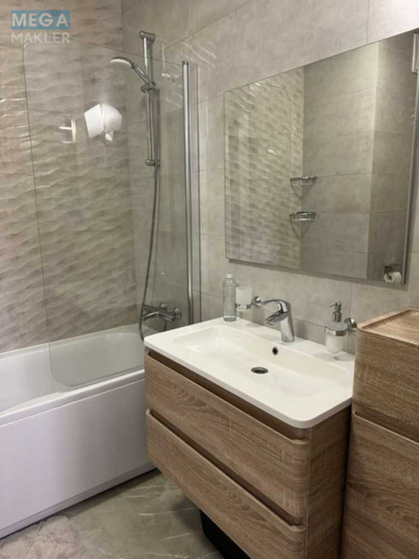 Оренда 3 кімнатної квартири, <a class="location-link" href="/kiev/" title="Недвижимость Київ">Київ</a>, <a class="location-link" href="/kiev/shevchenkovskij/" title="Недвижимость Шевченківський район">Шевченківський р-н</a>, Золотоустівська вул., 34 (изображение 19)