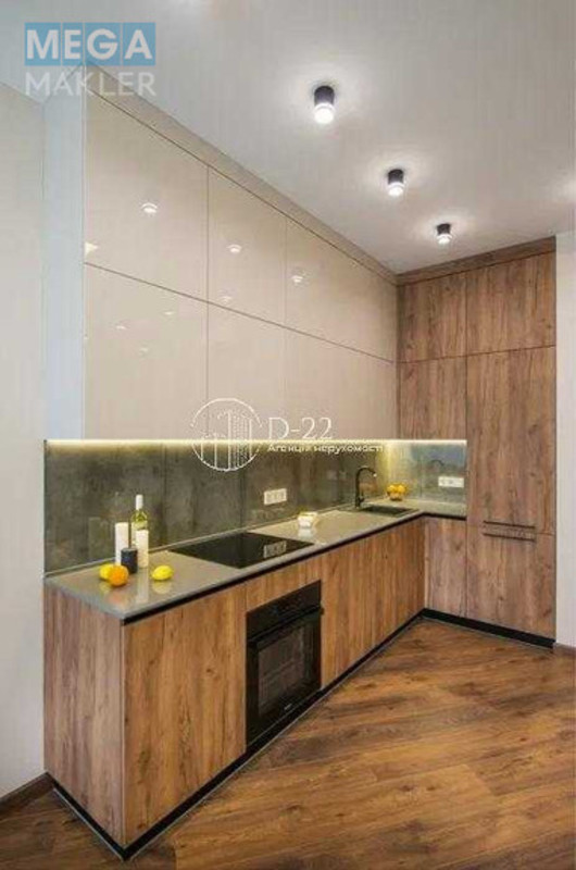 Оренда 3 кімнатної квартири, <a class="location-link" href="/kiev/" title="Недвижимость Київ">Київ</a>, <a class="location-link" href="/kiev/pecherskij/" title="Недвижимость Печерський район">Печерський р-н</a>, Андрія Верхогляда вулиця, 11 (изображение 12)