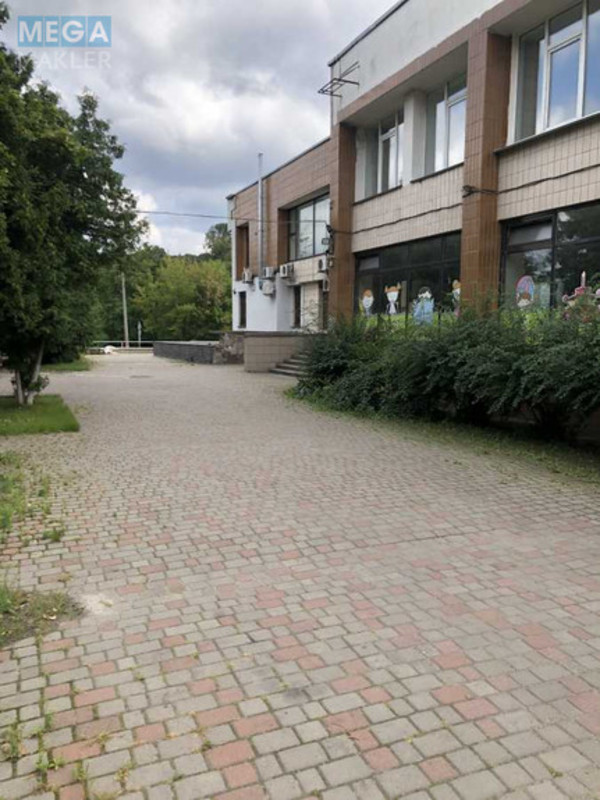 Продаж комерційної нерухомості, 340 кв.м, под магазин, <a class="location-link" href="/kiev/" title="Недвижимость Київ">Київ</a>, <a class="location-link" href="/kiev/shevchenkovskij/" title="Недвижимость Шевченківський район">Шевченківський р-н</a>, Лукьяновская ул., 1 (изображение 3)