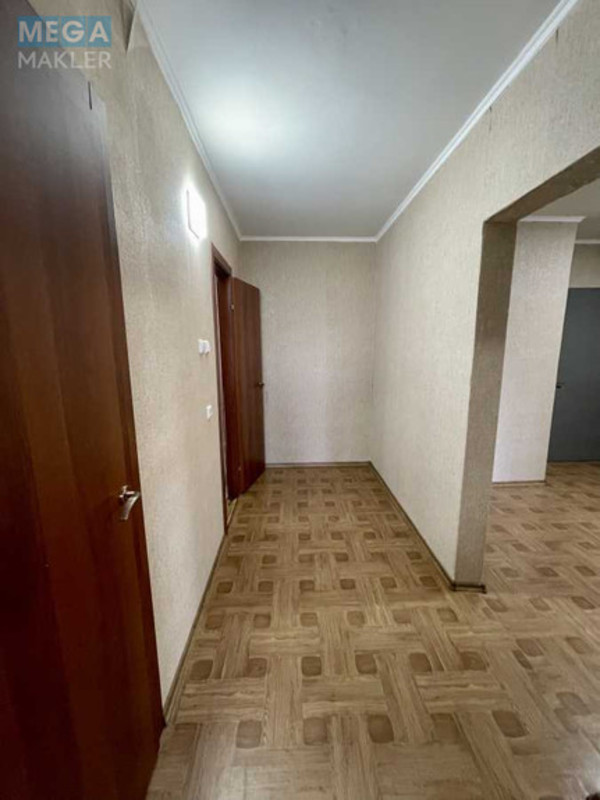 Продаж 1 кімнатної квартири (55/18/12), 10 пов. 25 пов. будинку, <a class="location-link" href="/kiev/" title="Недвижимость Київ">Київ</a>, <a class="location-link" href="/kiev/goloseevskij/" title="Недвижимость Голосіївський район">Голосіївський р-н</a>, Ясиноватский пер., 11 (изображение 7)