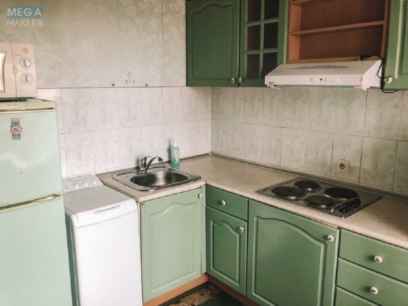Оренда 1 кімнатної квартири, <a class="location-link" href="/kiev/" title="Недвижимость Київ">Київ</a>, <a class="location-link" href="/kiev/svyatoshinskij/" title="Недвижимость Святошинський район">Святошинський р-н</a>, Академика Булаховского ул., 22 (изображение 2)